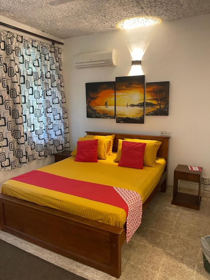 Oyo 459 Barasti Beach Resort Kalutara Exterior foto